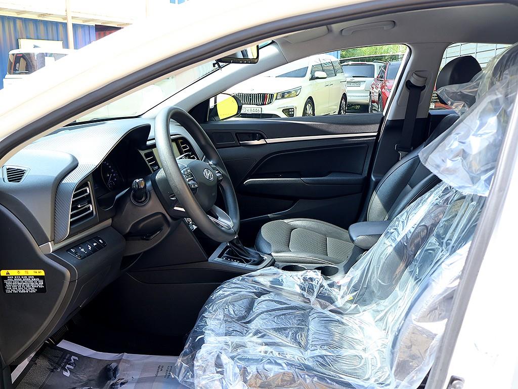HYUNDAI Avante 2019 Blanco - Importación desde Corea - HF Imports Iquique - Foto 14