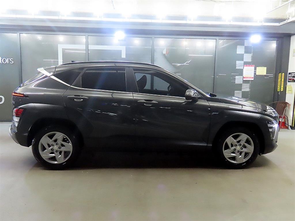 HYUNDAI Kona - Vista 3