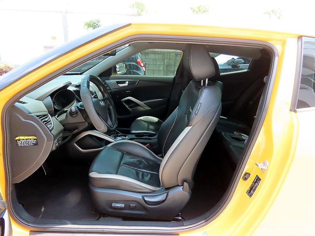HYUNDAI Veloster - Vista 7