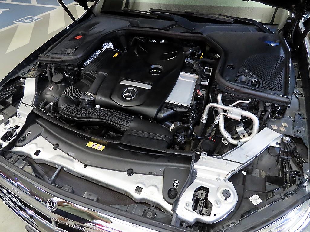 Mercedes Benz E class 2020 Negro - Importación desde Corea - HF Imports Iquique - Foto 19