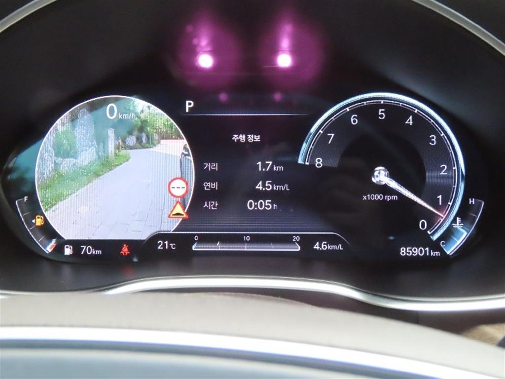 Genesis G80 - Vista 9