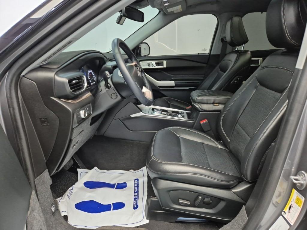 Ford Explorer - Vista 8