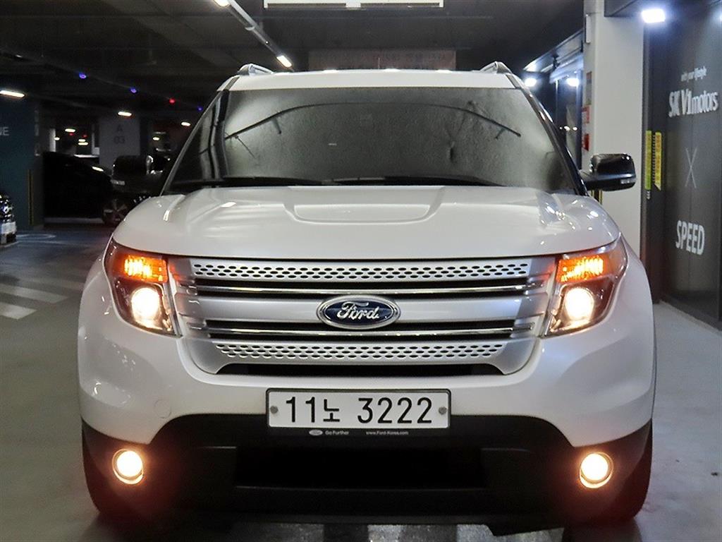 Ford Explorer - Vista 2
