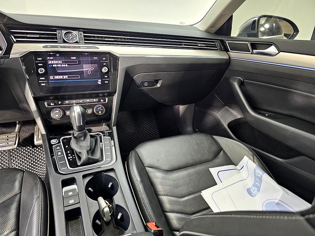 Volkswagen Arteon - Vista 10