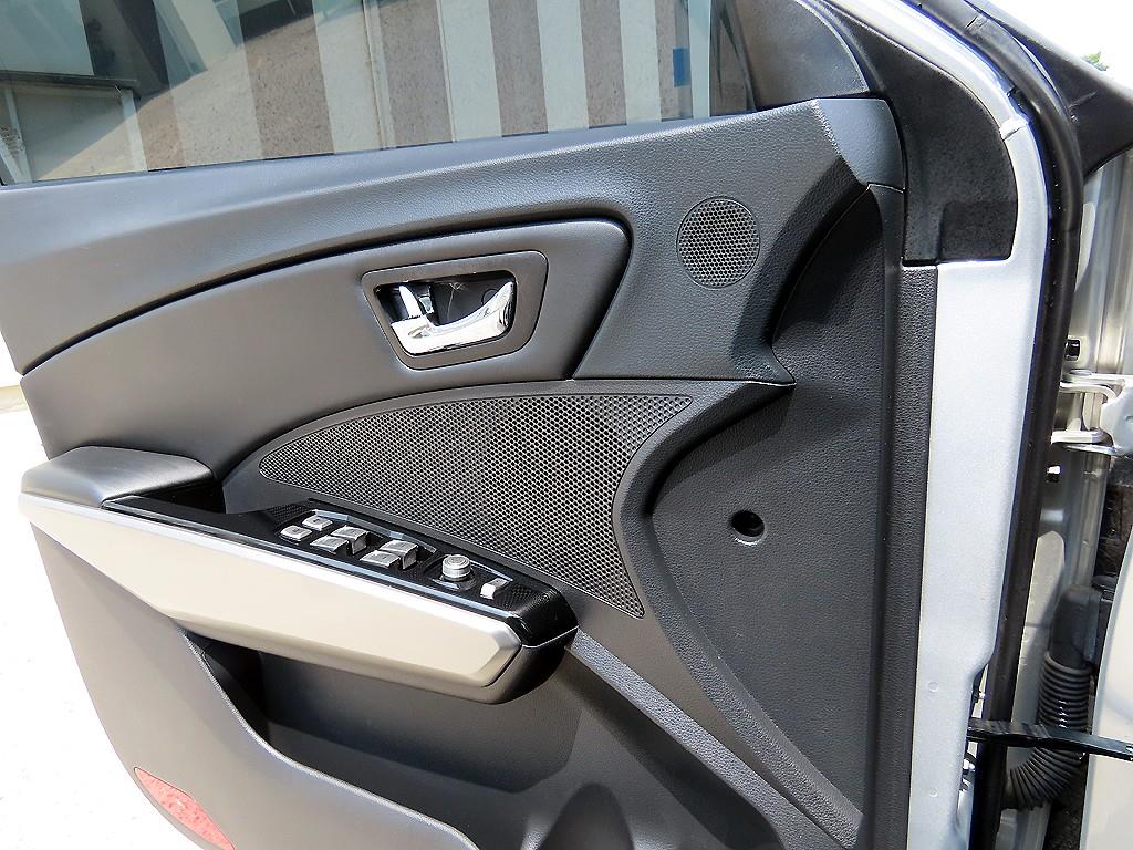 Ssangyong Tivoli 2016 Gris - Importación desde Corea - HF Imports Iquique - Foto 13