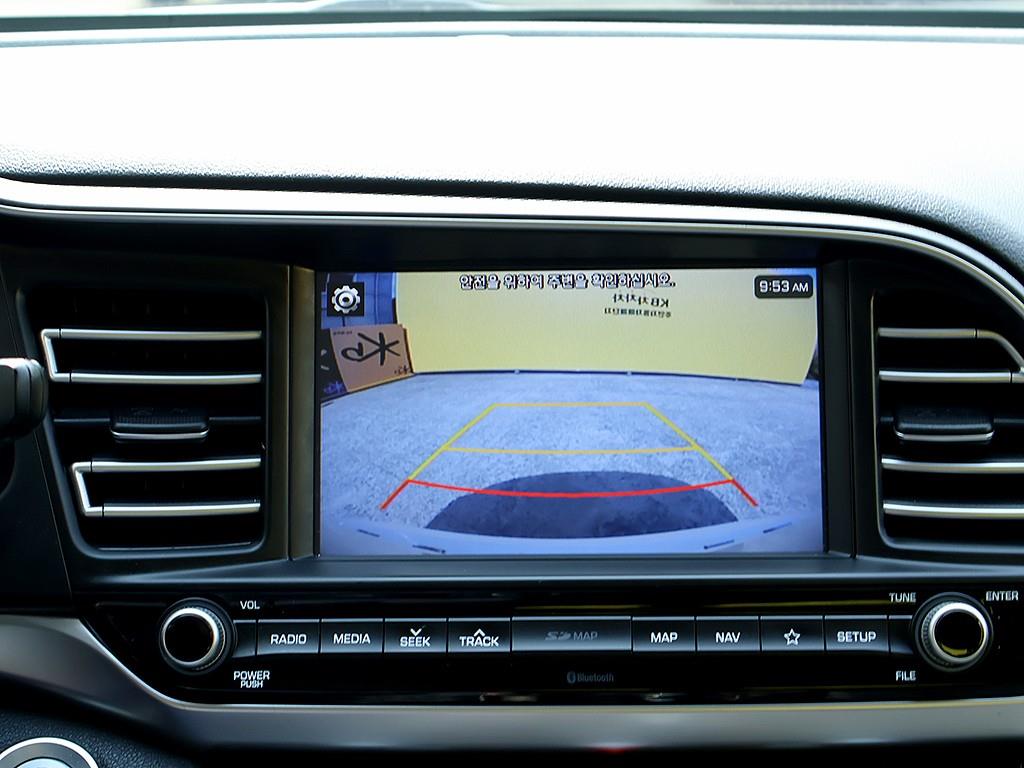 HYUNDAI Avante - Vista 12