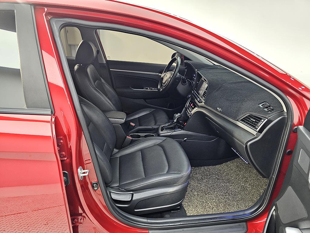 HYUNDAI Avante 2015 Rojo - Importación desde Corea - HF Imports Iquique - Foto 13