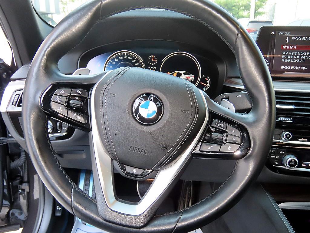 BMW 5 Series - Vista 8
