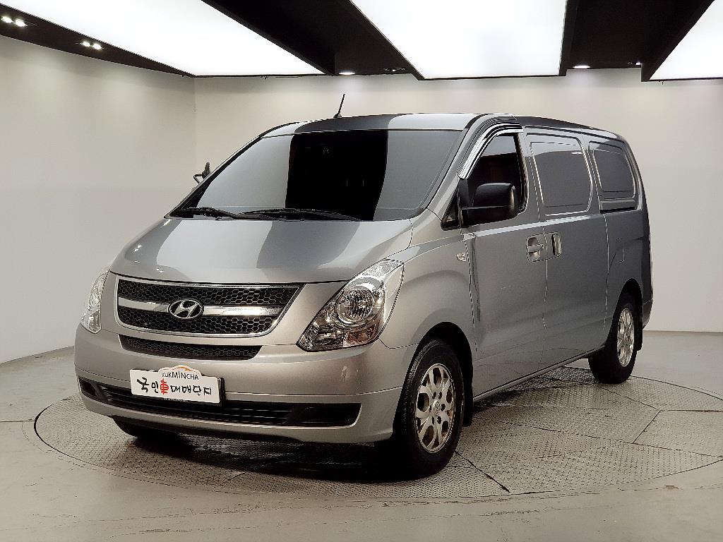 HYUNDAI Starex 2015 Plateado - Importación desde Corea - HF Imports Iquique - Foto 1