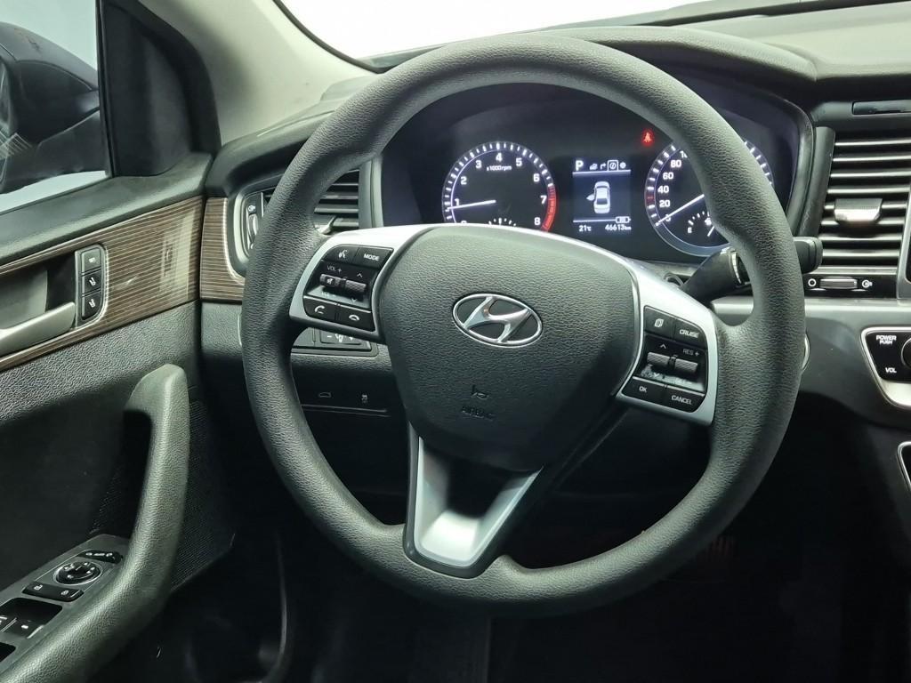 HYUNDAI Sonata - Vista 10