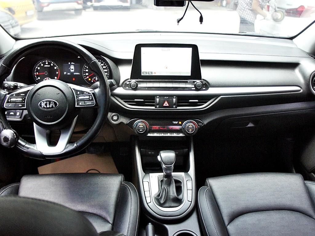 KIA K3 2019 Blanco - Importación desde Corea - HF Imports Iquique - Foto 7
