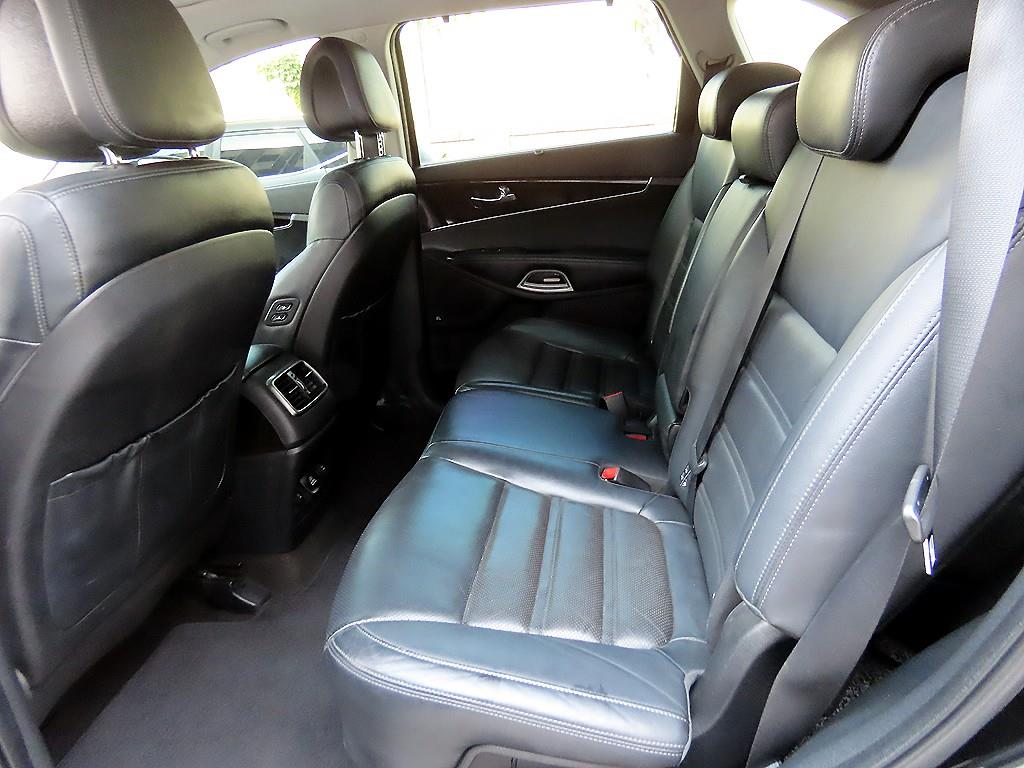 KIA Sorento - Vista 6