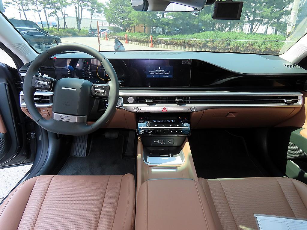 HYUNDAI Grandeur - Vista 7
