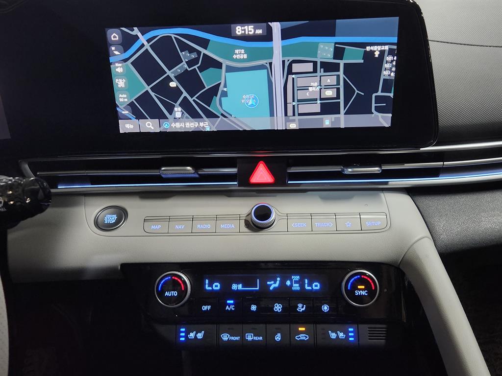 HYUNDAI Avante - Vista 11