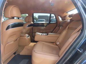 Genesis G90 - Vista 12