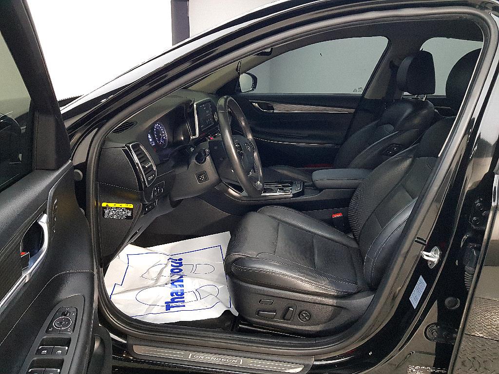 HYUNDAI Grandeur - Vista 9