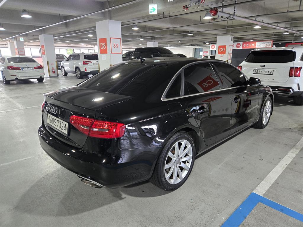Audi A4 - Vista 4