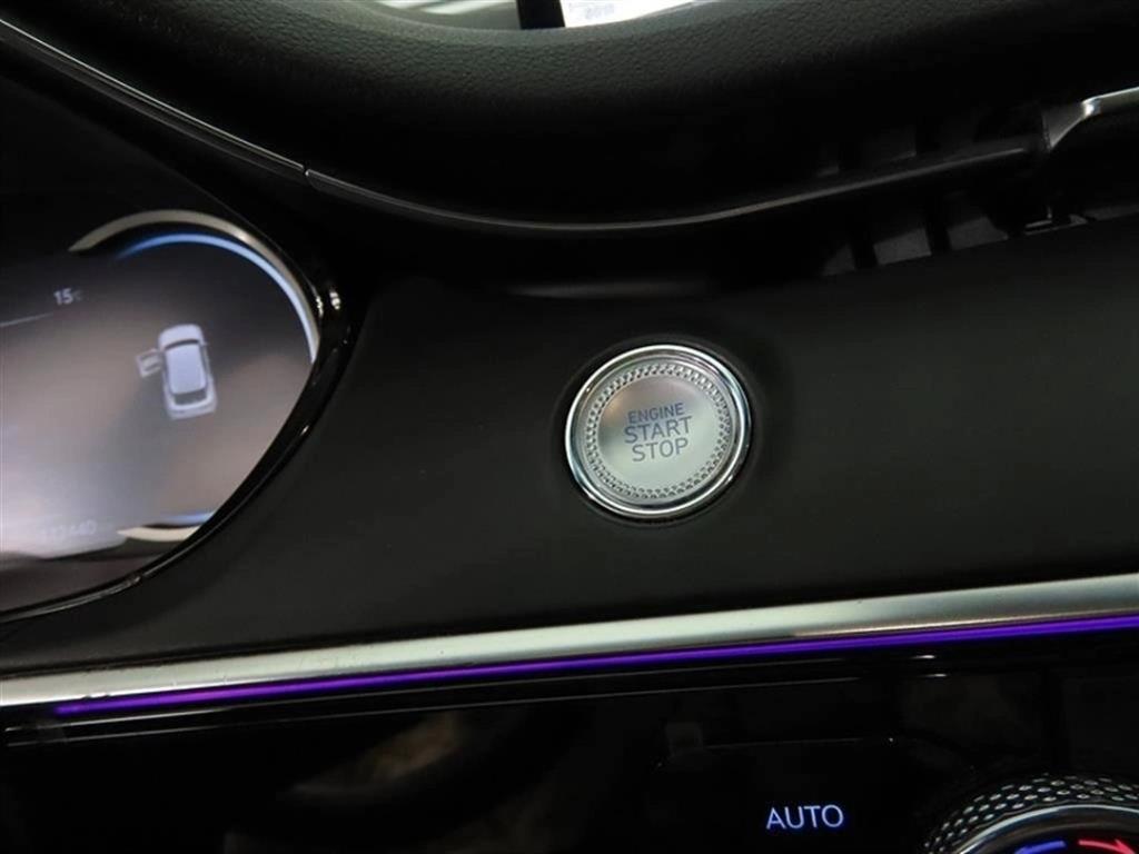 Genesis GV70 - Vista 5