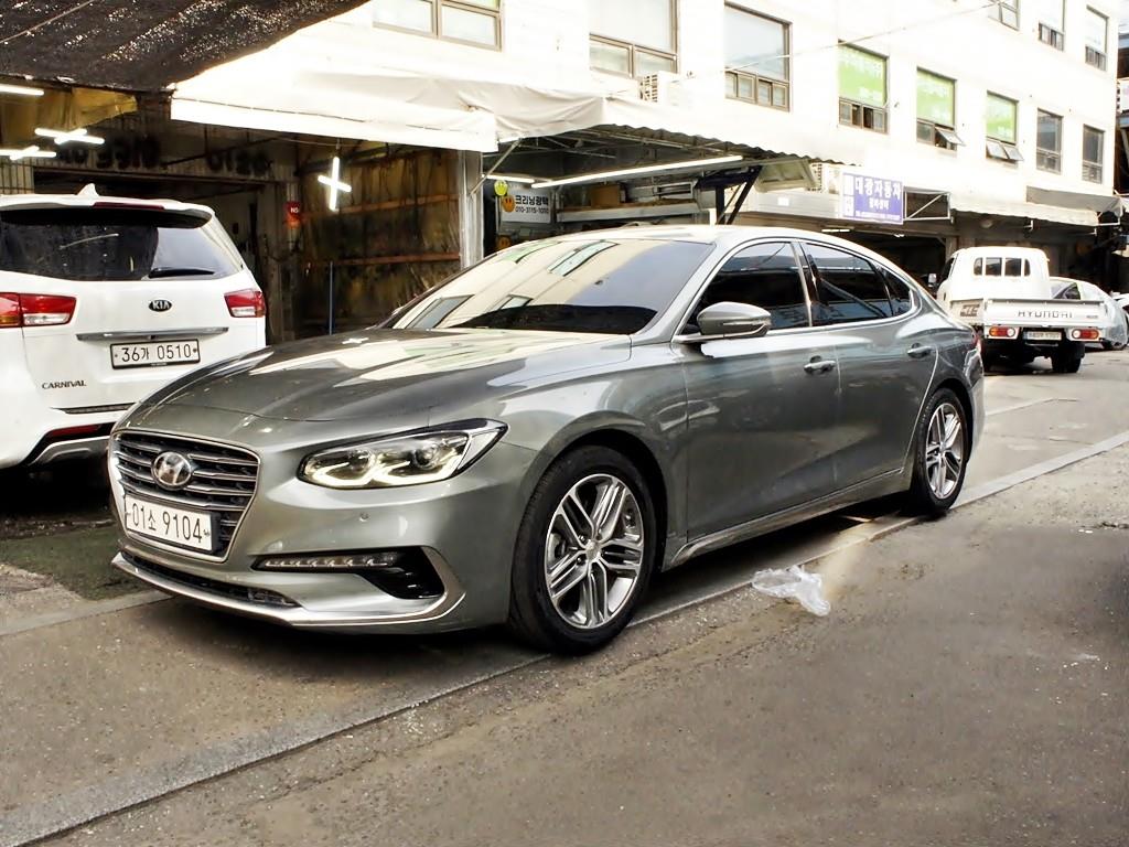 HYUNDAI Grandeur - Vista 2