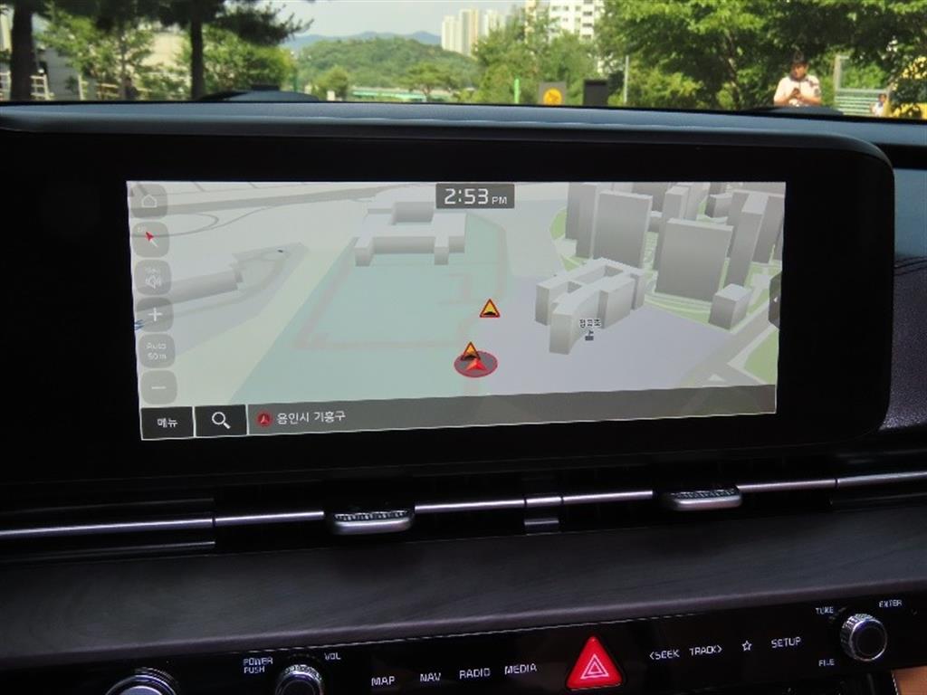 KIA Carnival - Vista 10