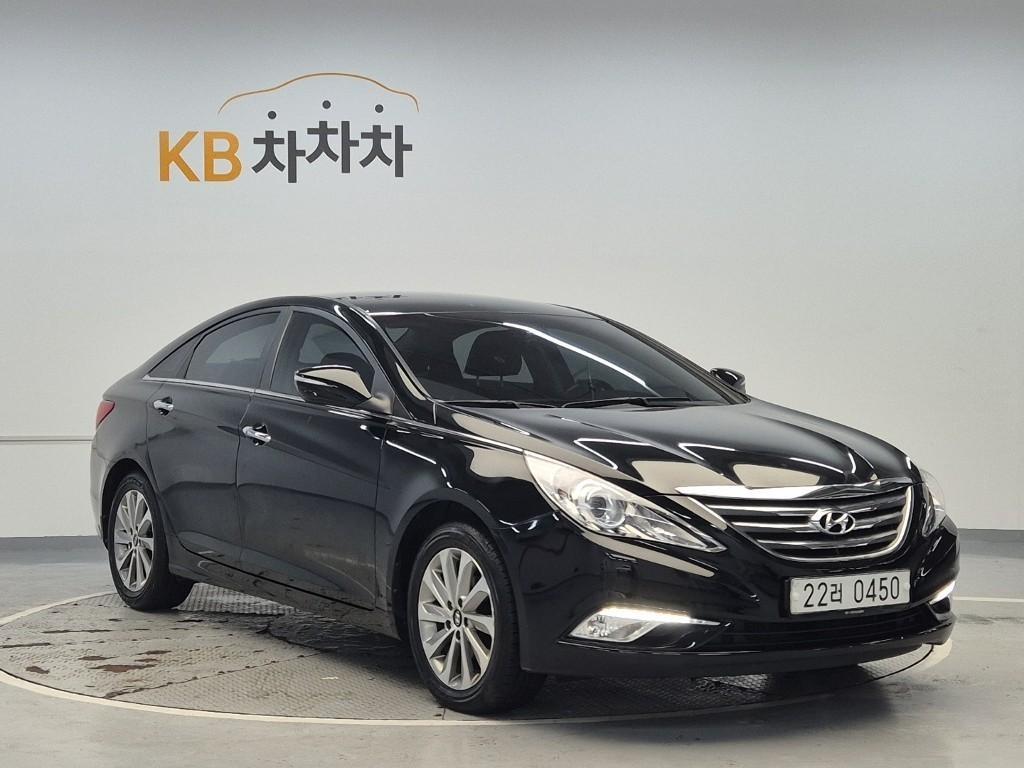 HYUNDAI Sonata - Vista 6