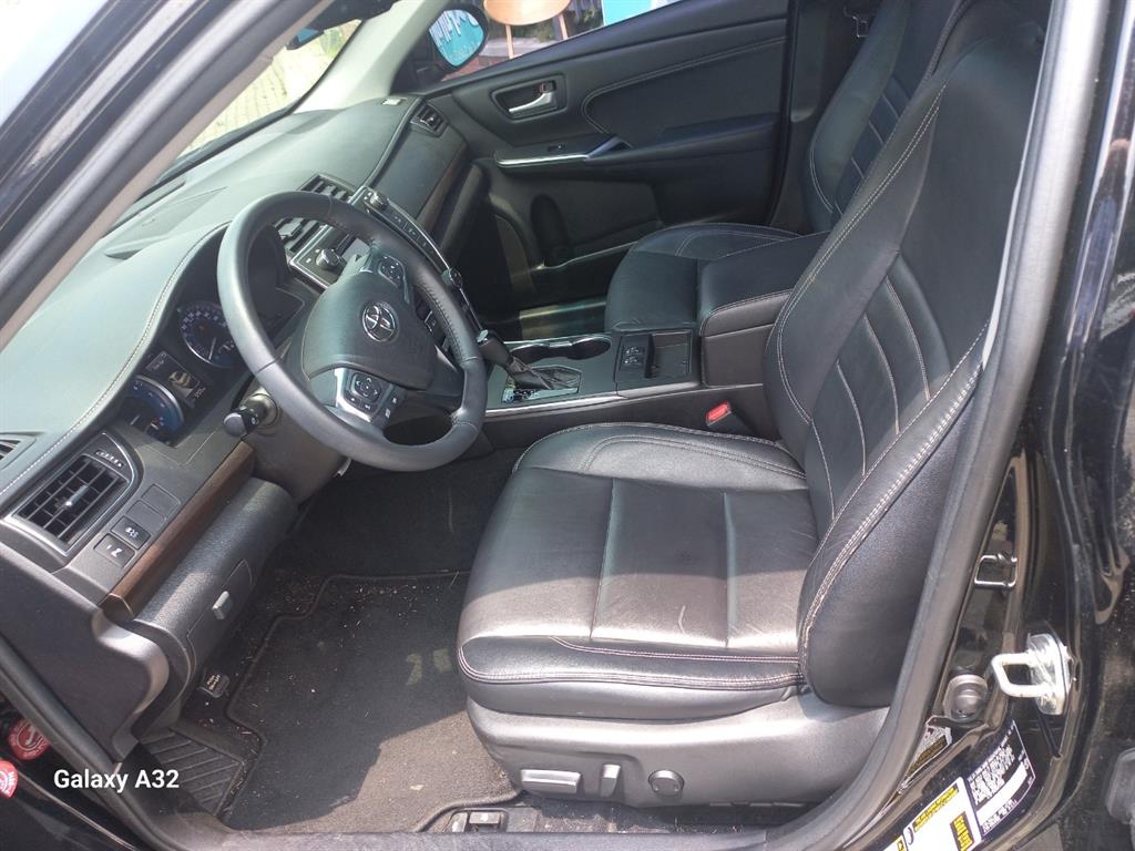 Toyota Camry - Vista 6