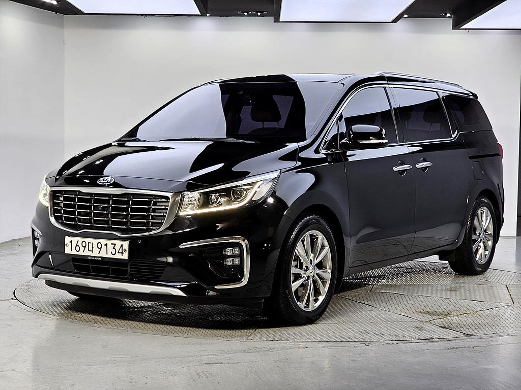 KIA Carnival 2019 Negro - Importación desde Corea - HF Imports Iquique - Foto 1