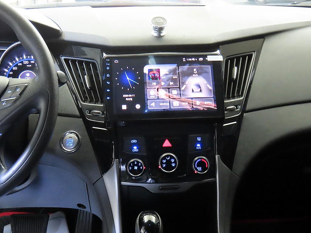 HYUNDAI Sonata - Vista 11