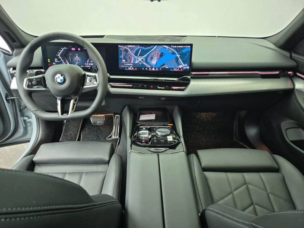 BMW 5 Series - Vista 7