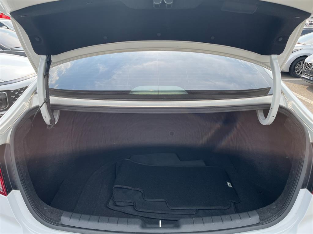 HYUNDAI Avante 2019 Blanco - Importación desde Corea - HF Imports Iquique - Foto 20