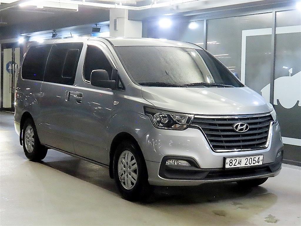 HYUNDAI Starex 2018 - Importación desde Corea - HF Imports Iquique - Foto 1