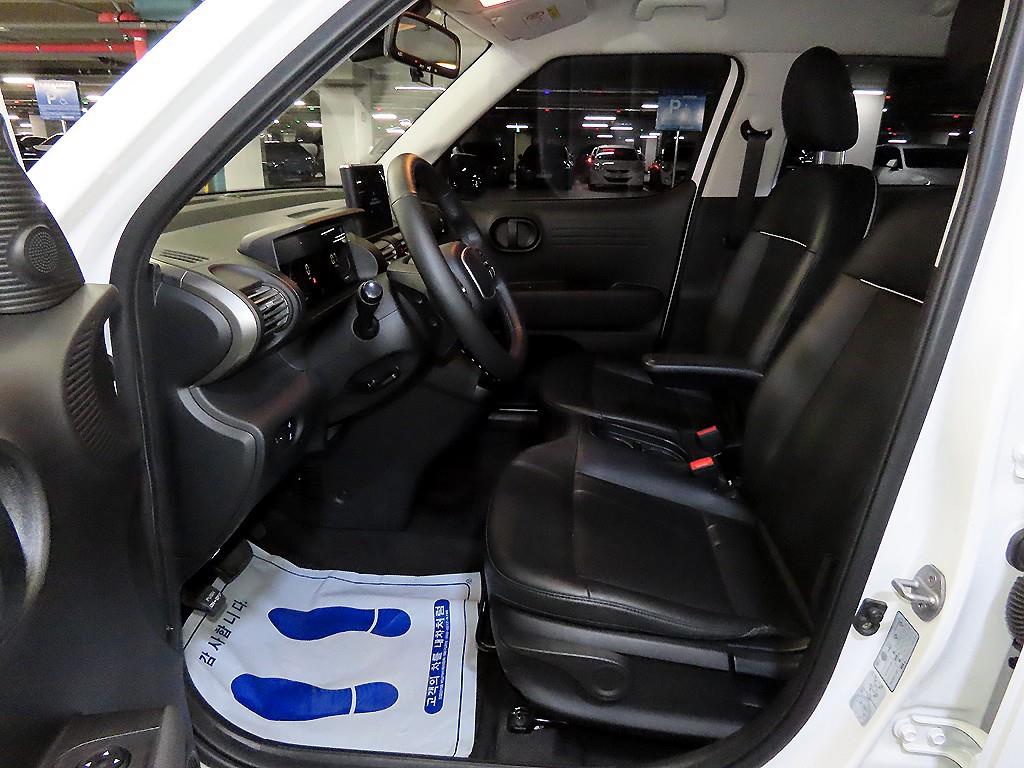 HYUNDAI Casper - Vista 8
