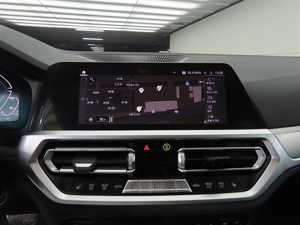 BMW 3 series 2021 Blanco - Importación desde Corea - HF Imports Iquique - Foto 13