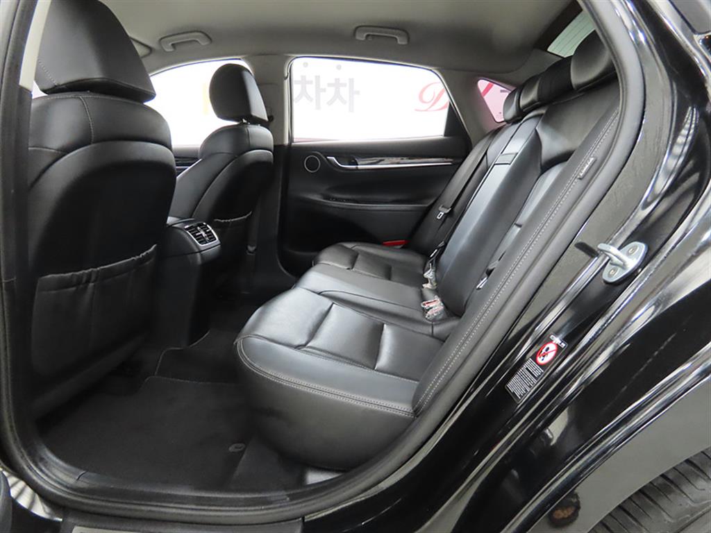 HYUNDAI Grandeur - Vista 8