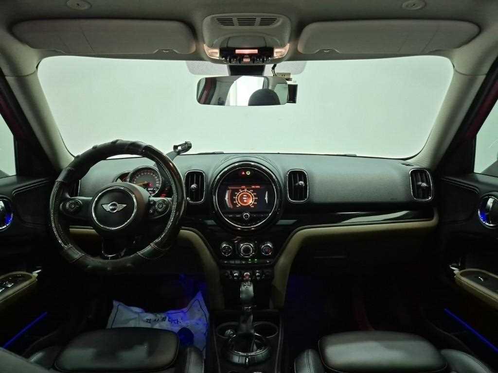 Mini Countryman - Vista 7