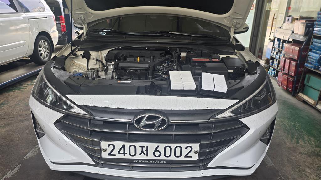 HYUNDAI Avante 2019 Blanco - Importación desde Corea - HF Imports Iquique - Foto 20