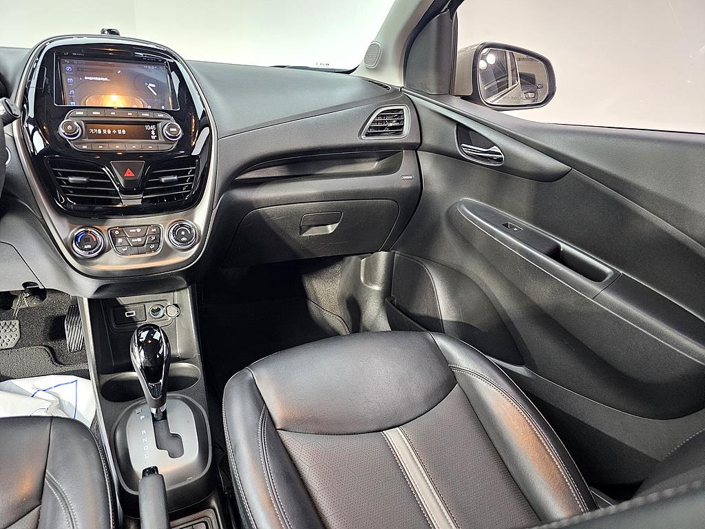 Chevrolet Spark 2018 Blanco - Importación desde Corea - HF Imports Iquique - Foto 13