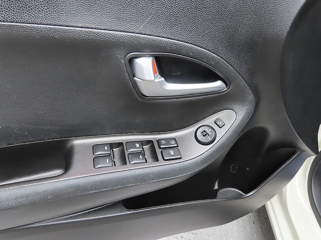 KIA Morning 2014 Blanco - Importación desde Corea - HF Imports Iquique - Foto 13
