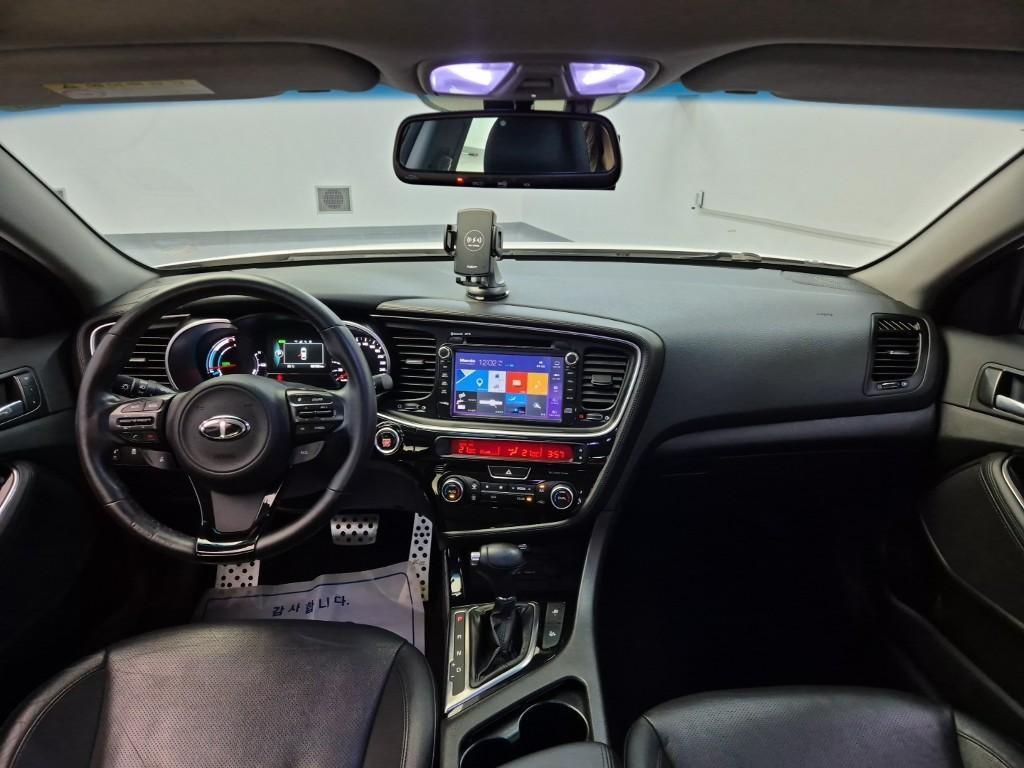KIA K5 - Vista 9