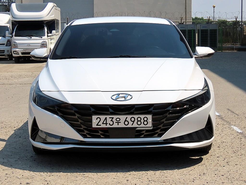 HYUNDAI Avante 2021 Blanco - Importación desde Corea - HF Imports Iquique - Foto 1