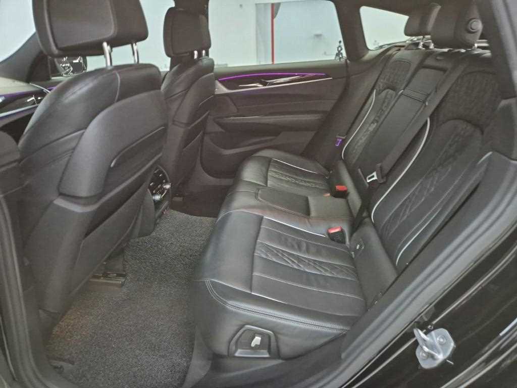 BMW Gran Turismo 2020 Negro - Importación desde Corea - HF Imports Iquique - Foto 14