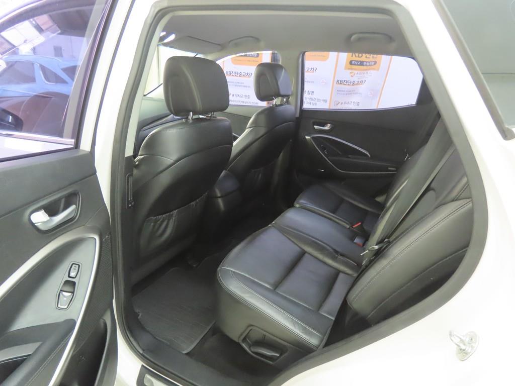 HYUNDAI Santa Fe - Vista 8