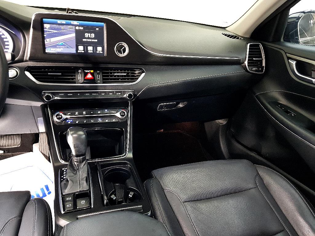 HYUNDAI Grandeur - Vista 12
