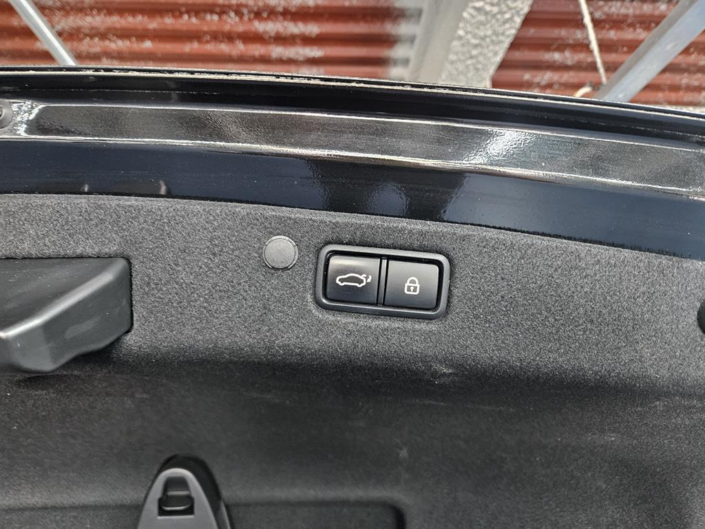 HYUNDAI Grandeur - Vista 6