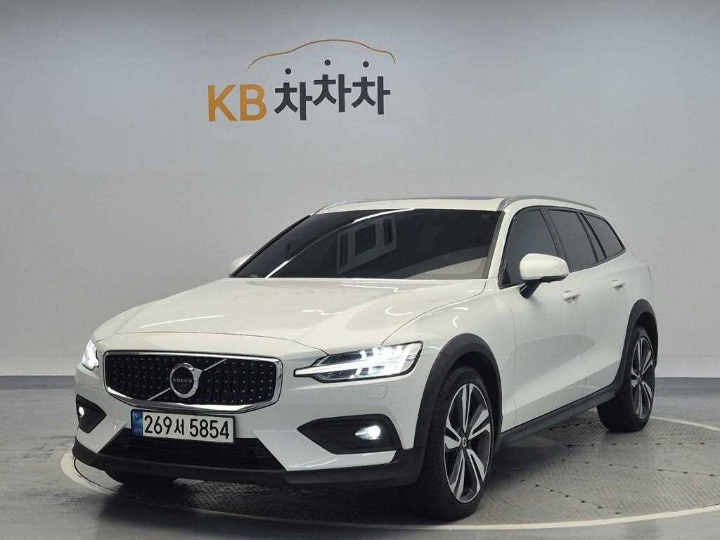 Volvo V60 2021