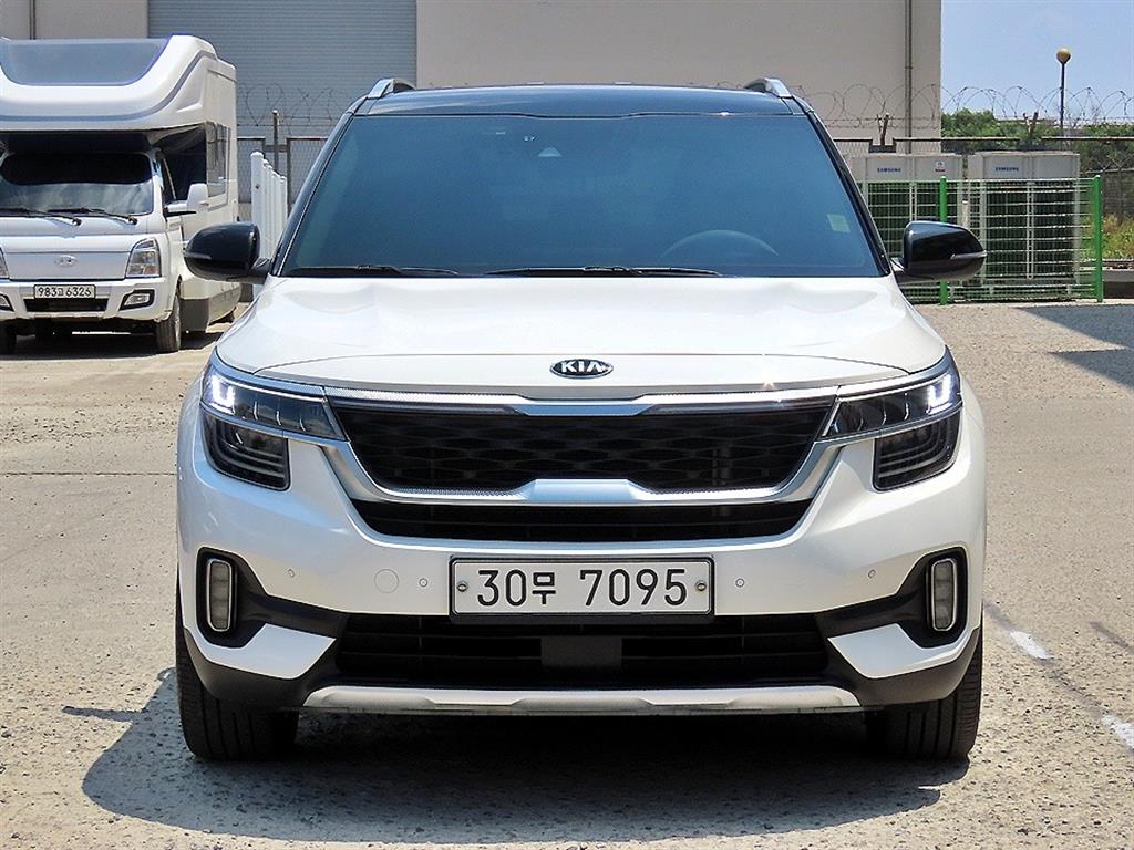 KIA Seltos 2020 Blanco - Importación desde Corea - HF Imports Iquique - Foto 1