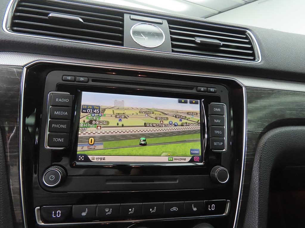 Volkswagen Passat 2016 Plateado - Importación desde Corea - HF Imports Iquique - Foto 13