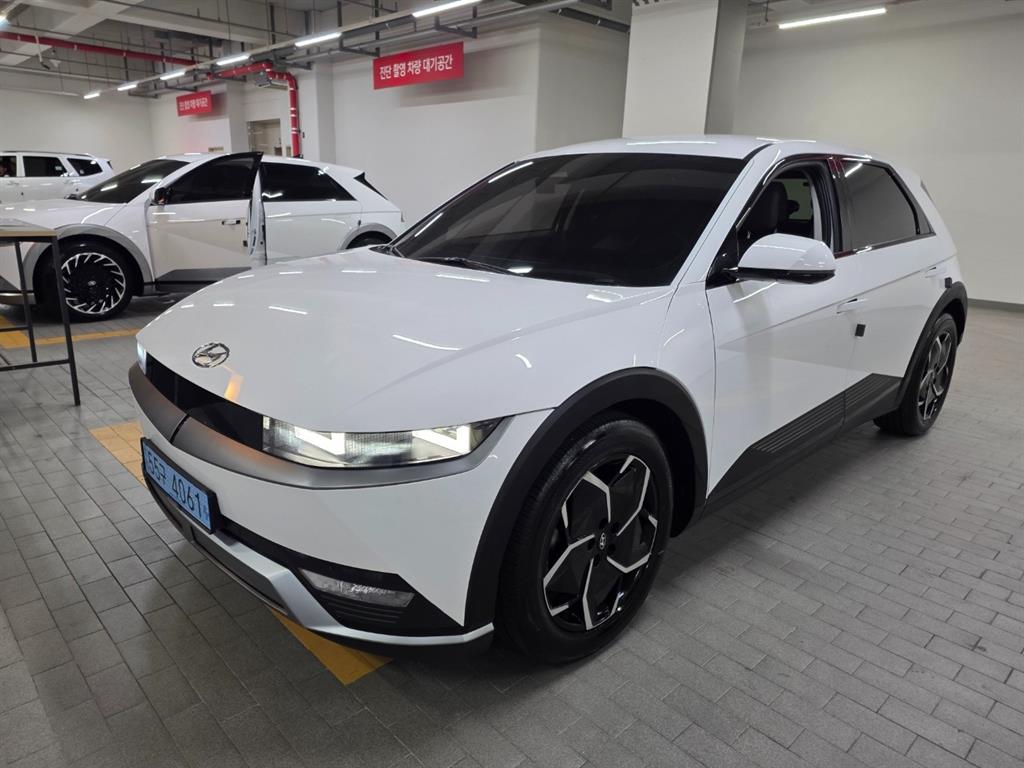 HYUNDAI Ioniq 5 - Vista 2