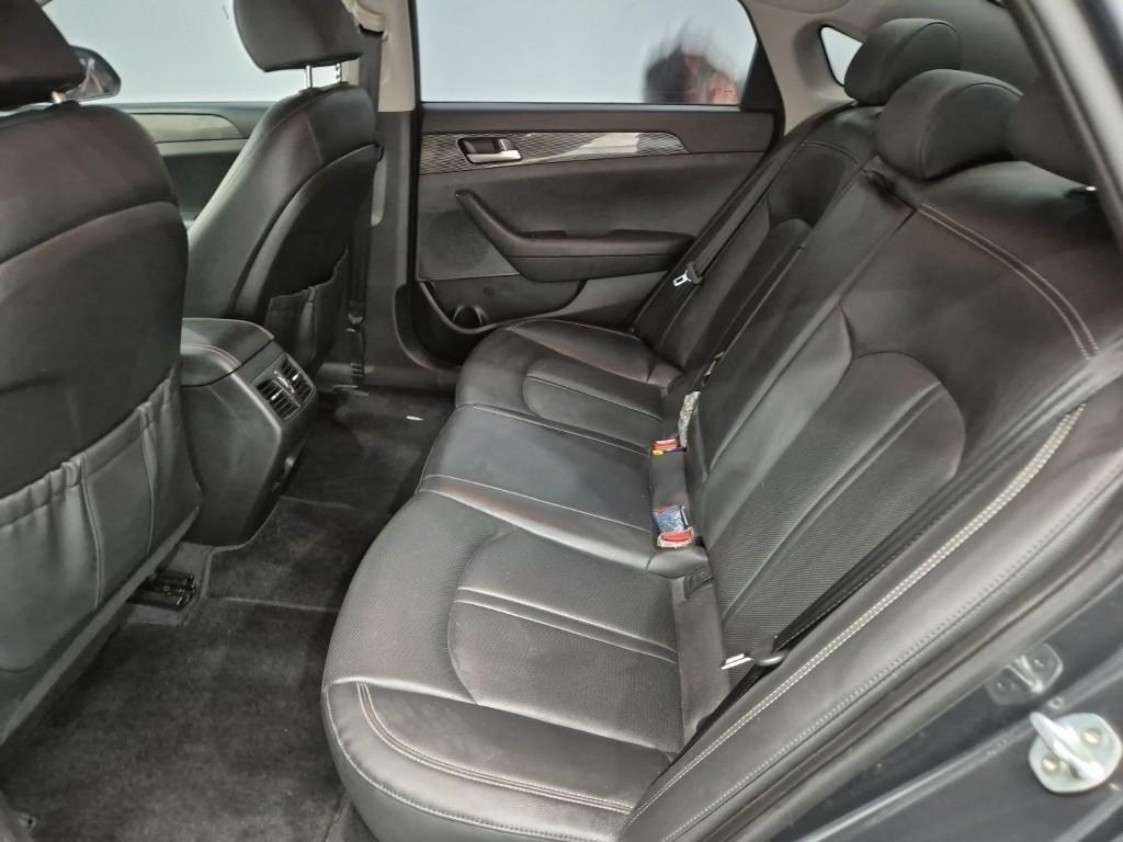 HYUNDAI Sonata - Vista 7