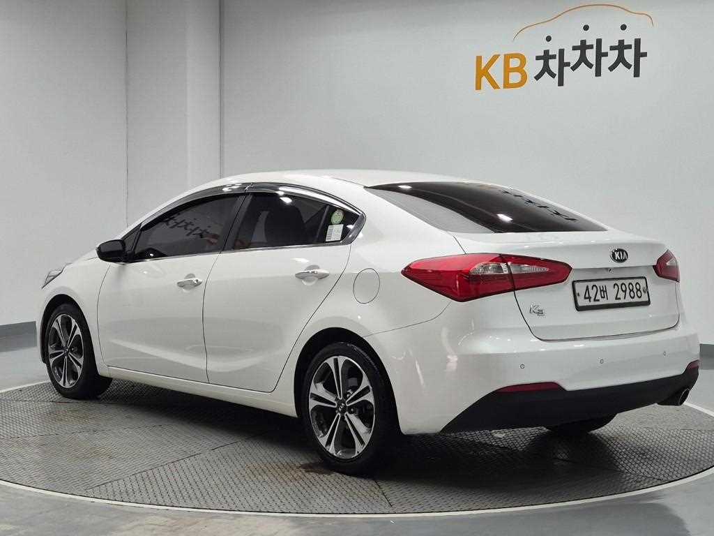 KIA K3 - Vista 2